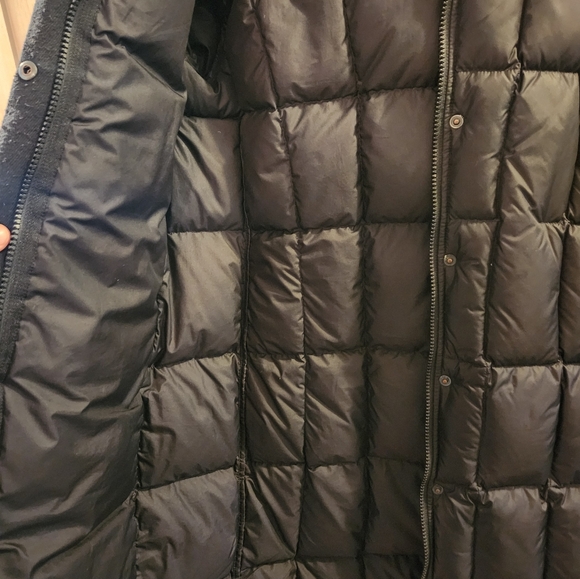 The North Face Metropolis Parka - Picture 8 of 13